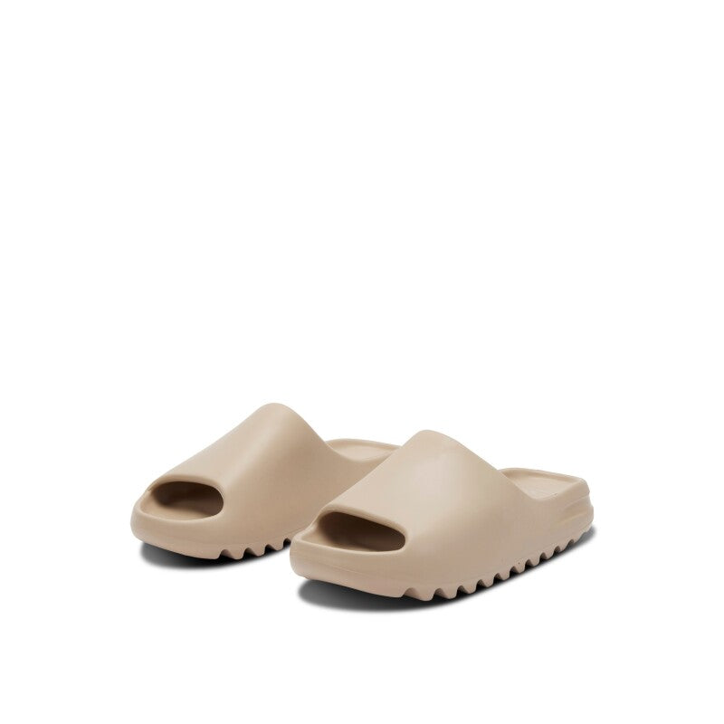 Adidas Yeezy Slides “Beige